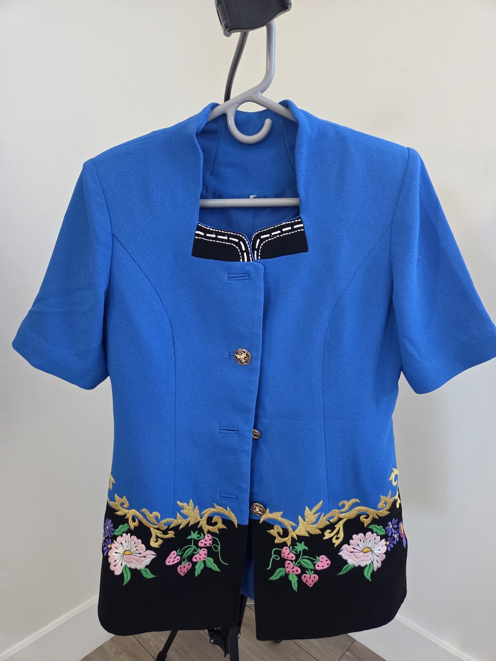 Women's Bright Blue Short-Sleeve Embroidered Blazer Jacket Size Lage